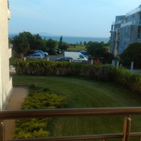 Апартамент Малена Сарафово Burgas Extérieur photo